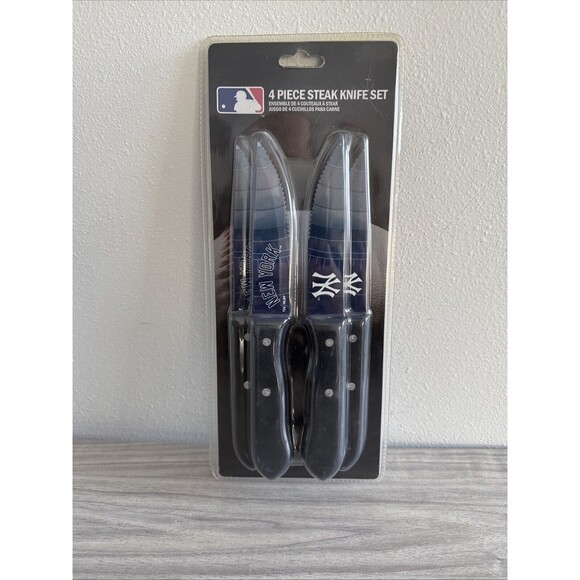 New York Yankees 4 Piece Steak Knife Set MLB New In Box TSV Home Baseball - Picture 1 of 6